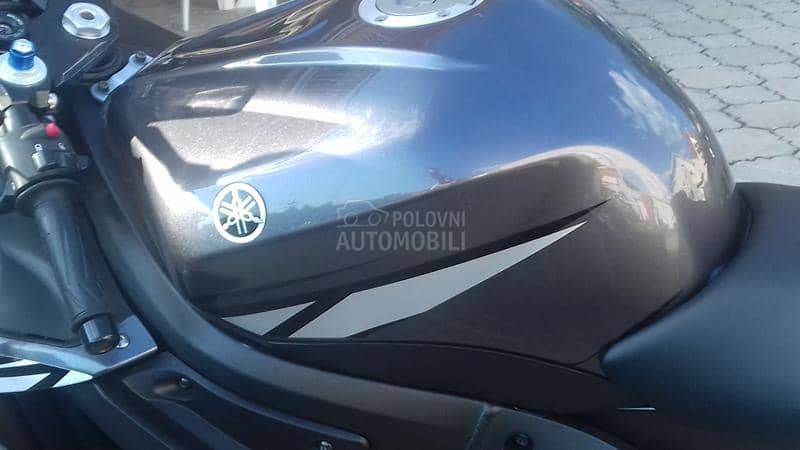 Yamaha YZF R6