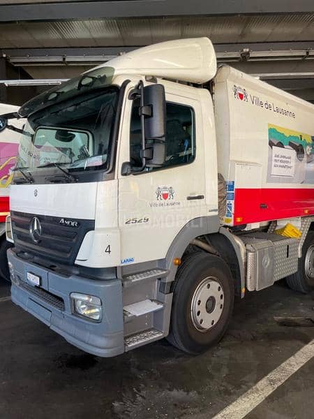 Mercedes Benz Axor 2529 KOMUNALNI