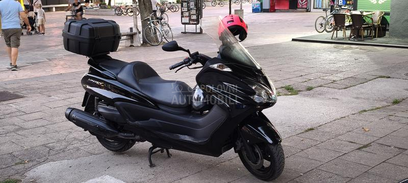 Yamaha majesty 400