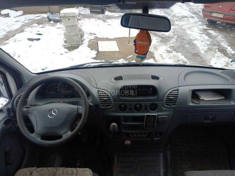 Mercedes Benz 208 