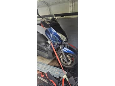 Yamaha X Max 125cc delovi
