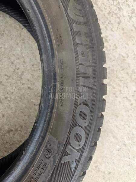 Hankook 205/55 R17 Zimska