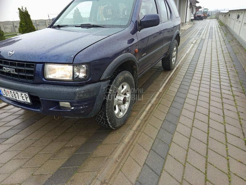 Opel Frontera 2.2 16w