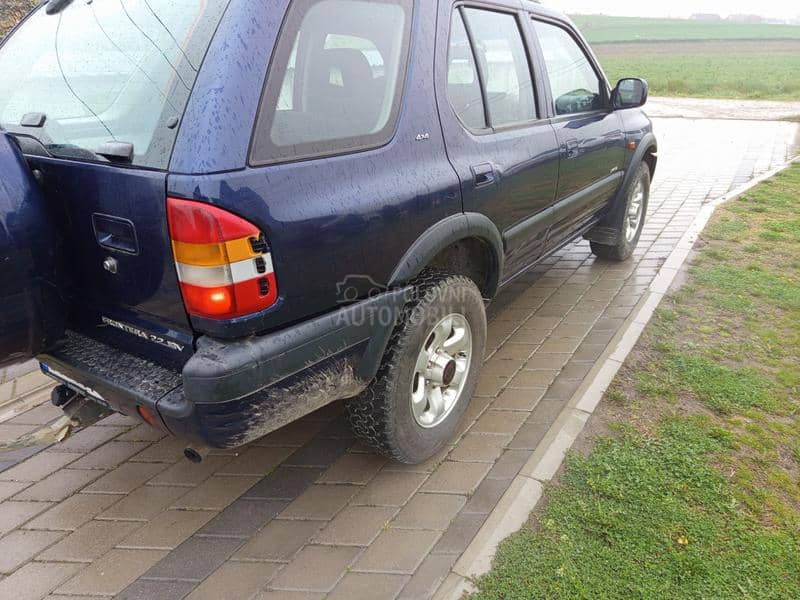 Opel Frontera 2.2 16w