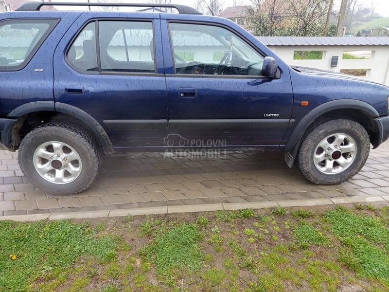 Opel Frontera 2.2 16w