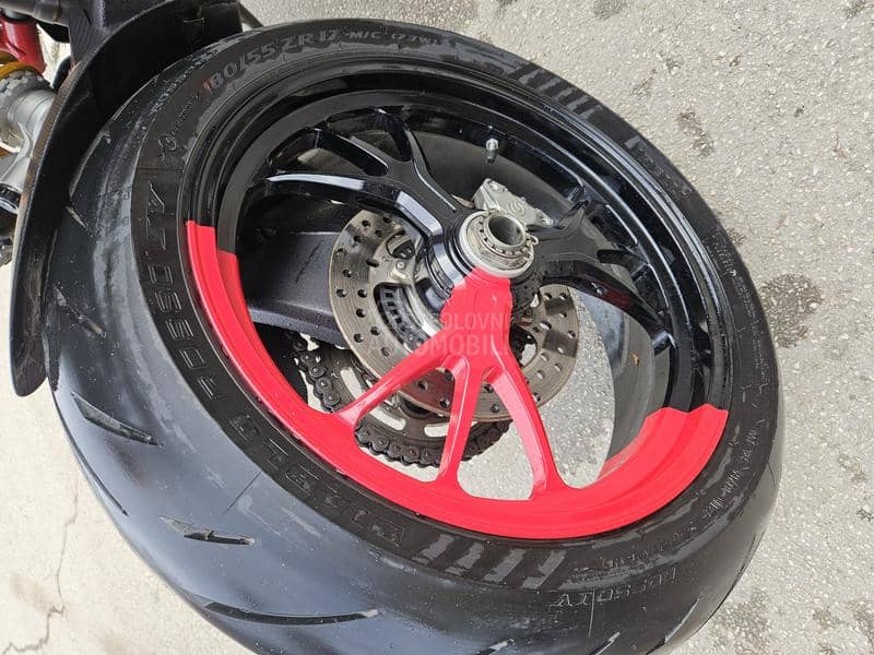 Ducati Hypermotard 821 sp