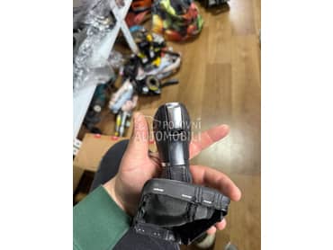 Ručica menjača za Volkswagen Touareg od 2008. do 2017. god.