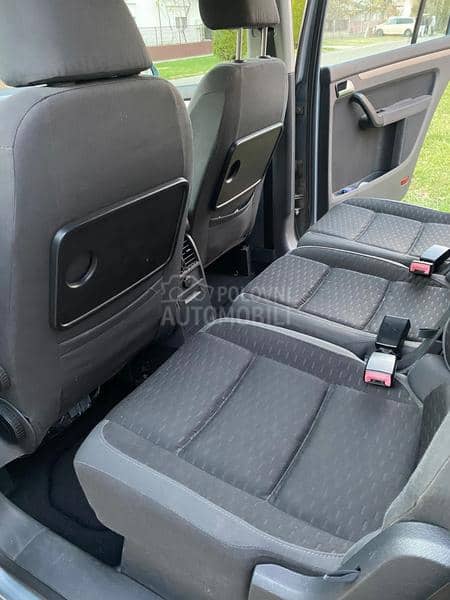 Volkswagen Touran 1.9 TDI / HIGHLINE