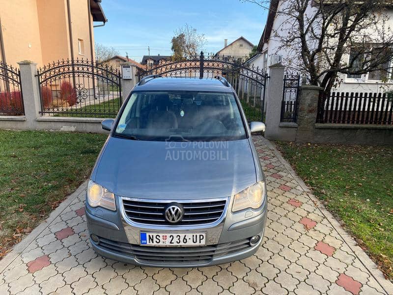 Volkswagen Touran 1.9 TDI / HIGHLINE