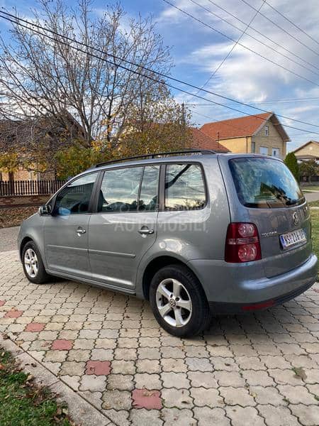 Volkswagen Touran 1.9 TDI / HIGHLINE