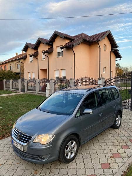 Volkswagen Touran 1.9 TDI / HIGHLINE