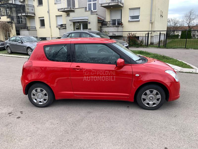 Suzuki Swift 1.3