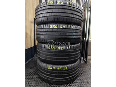 Pirelli 255/45 R19 Letnja