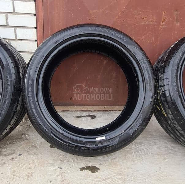 Sava 235/45 R18 Letnja