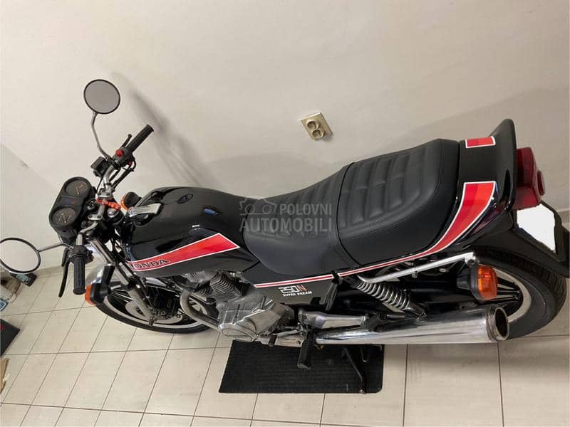 Honda CB 250 Super Dream