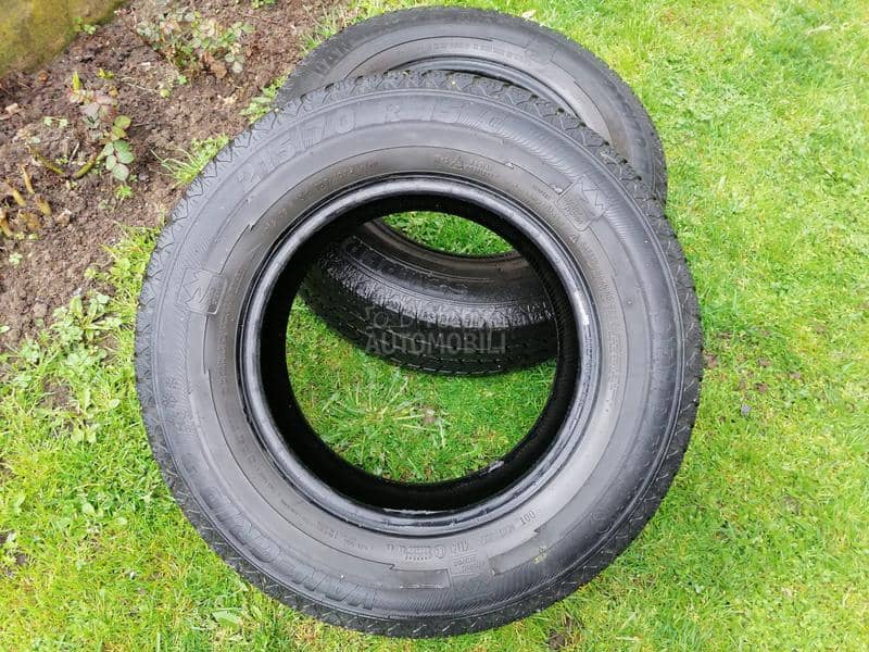 Semperit 215/70 R15 Zimska