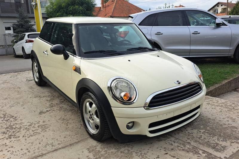 MINI Cooper 1.6D KOZA