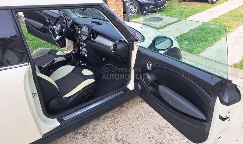 MINI Cooper 1.6D KOZA