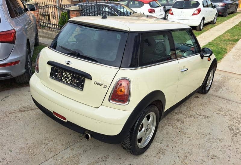 MINI Cooper 1.6D KOZA