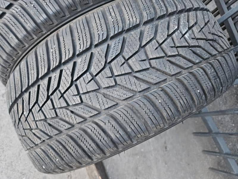 Hankook 225/40 R18 Sve sezone