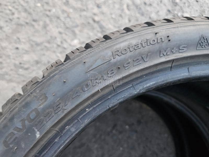 Hankook 225/40 R18 Sve sezone