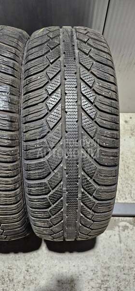 Semperit 215/60 R16 Zimska