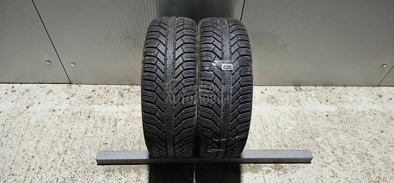 Semperit 215/60 R16 Zimska