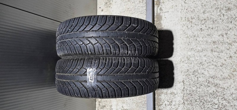 Semperit 215/60 R16 Zimska
