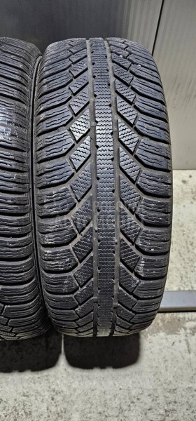 Semperit 215/60 R16 Zimska