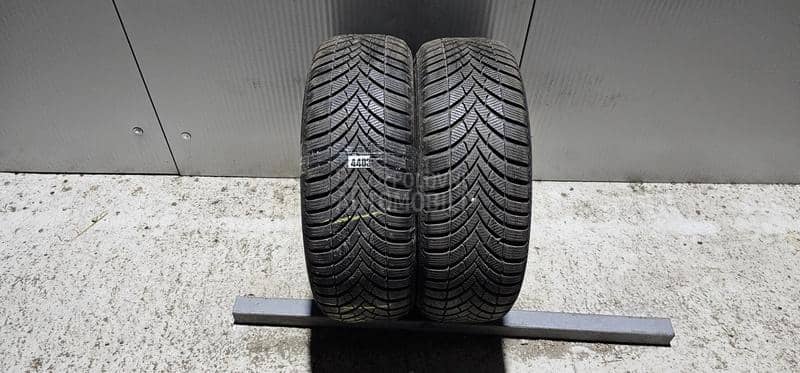 Semperit 215/60 R16 Zimska