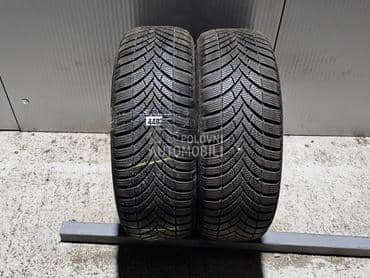 Semperit 215/60 R16 Zimska