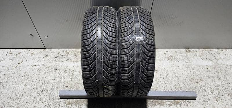Semperit 215/60 R16 Zimska