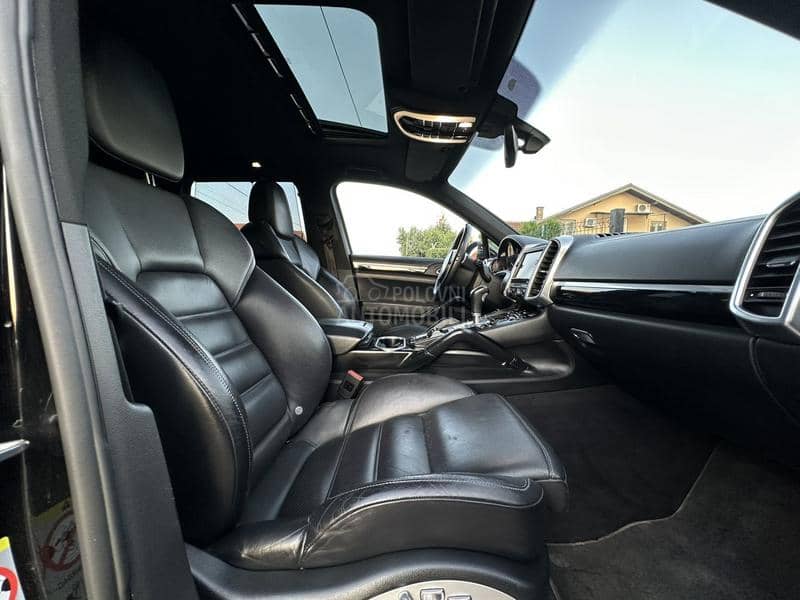 Porsche Cayenne 3,0  totalni ful nov