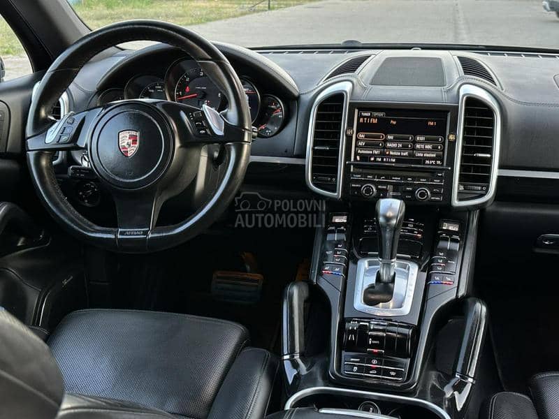 Porsche Cayenne 3,0  totalni ful nov