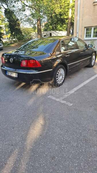Volkswagen Phaeton O P I S