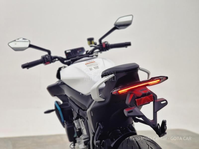 CFMOTO 675NK-DOSTUPAN