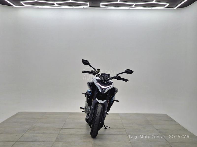 CFMOTO 675NK-DOSTUPAN