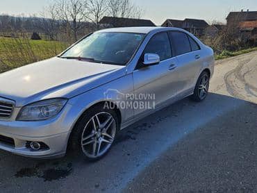 Krilo levo za Mercedes Benz C Klasa od 2007. do 2014. god.