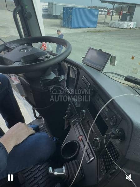 Mercedes Benz Actros 18420