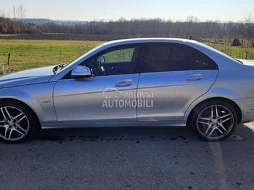 Zadnja stakla za Mercedes Benz C Klasa od 2004. do 2014. god.