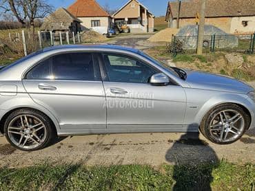 Prednje Staklo desno za Mercedes Benz C Klasa od 2007. do 2014. god.