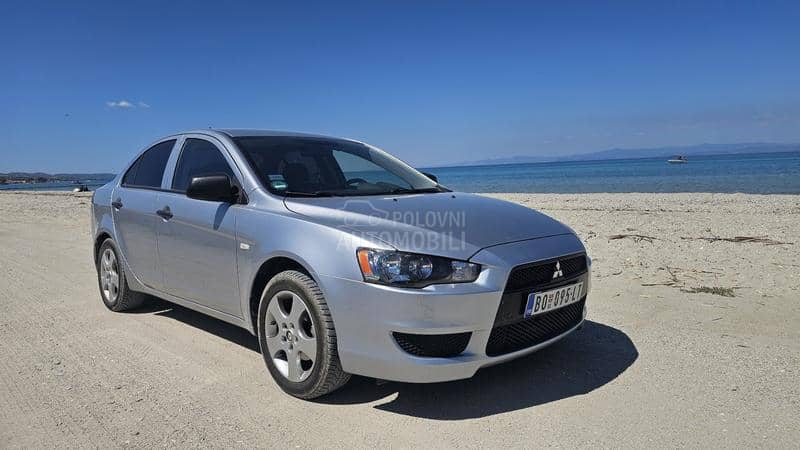 Mitsubishi Lancer 1.5i