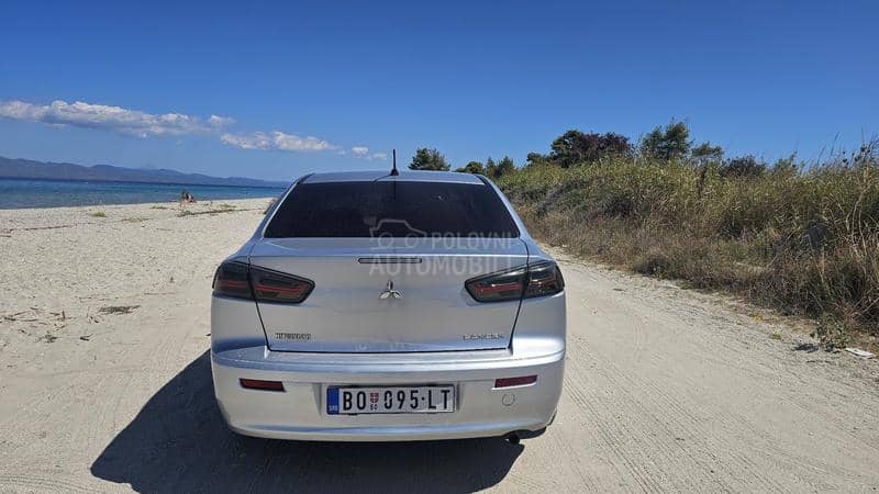 Mitsubishi Lancer 1.5i