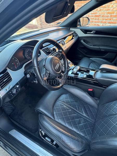 Audi A8 3.0
