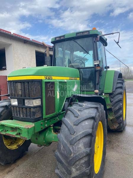 John Deere 7810