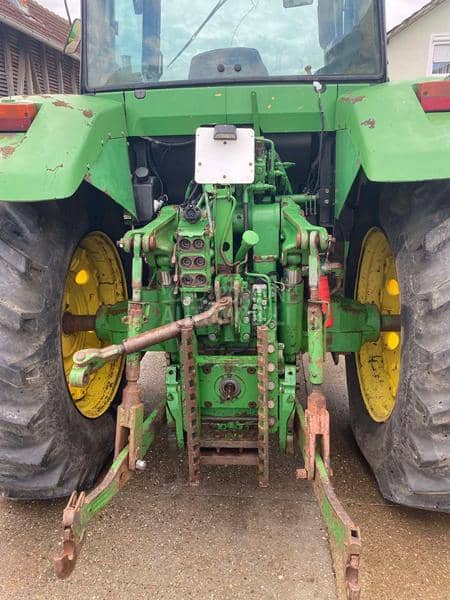 John Deere 7810