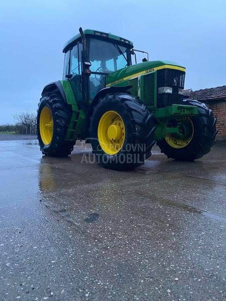 John Deere 7810