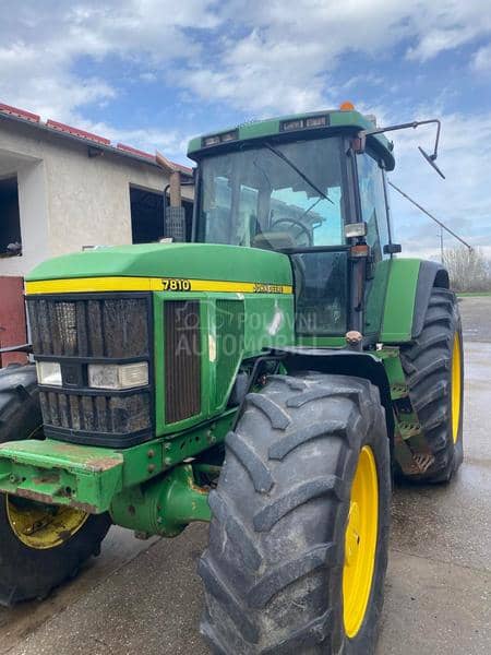 John Deere 7810
