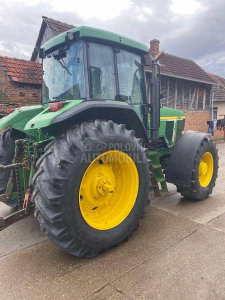 John Deere 7810