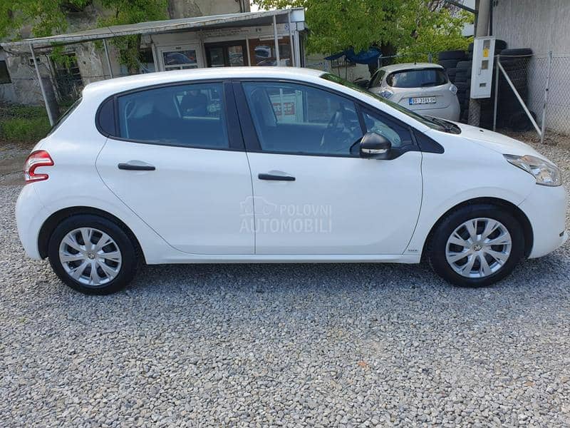 Peugeot 208 1.4 HDI
